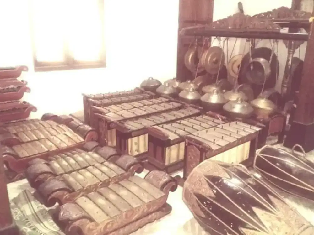Dijual gamelanpelog dan slendro