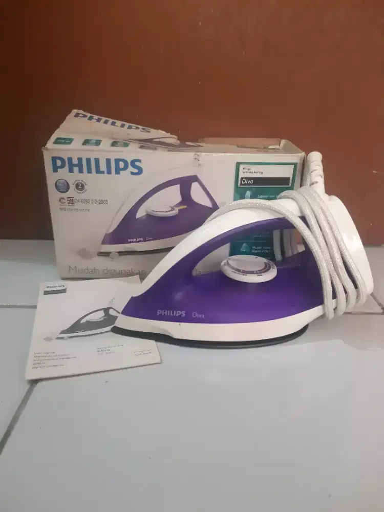 Setrika Philips Diva Gc122