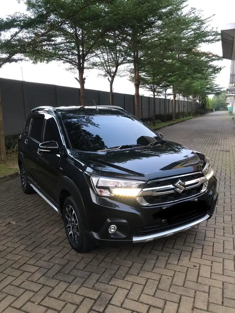 Suzuki XL7 2023 Bensin