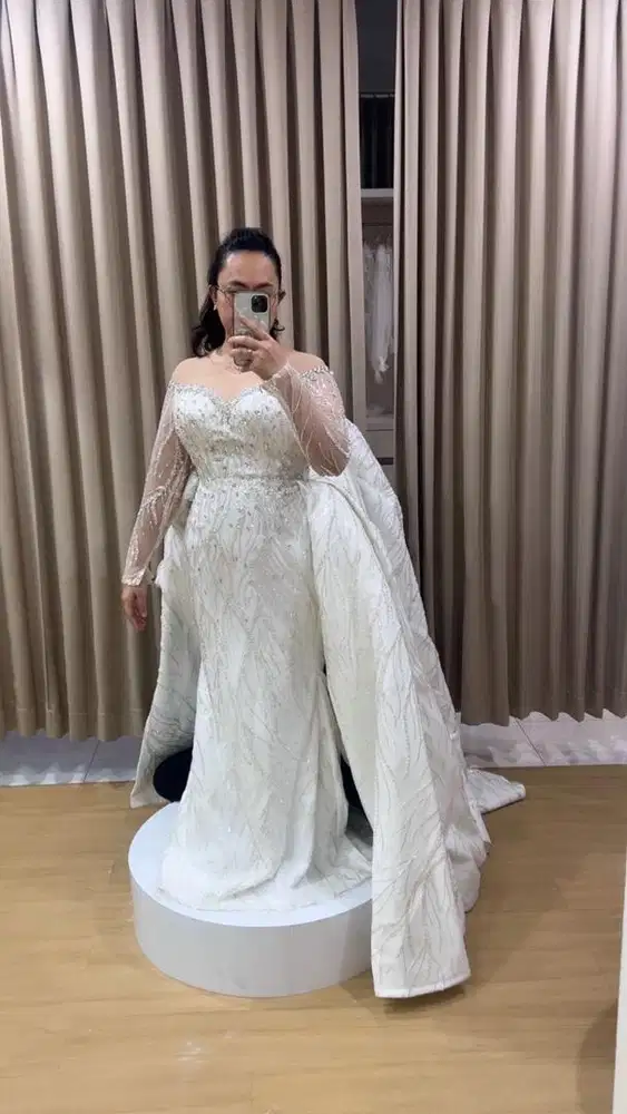 SEWA/JUAL baju pengantin wedding dress import desain Dubai