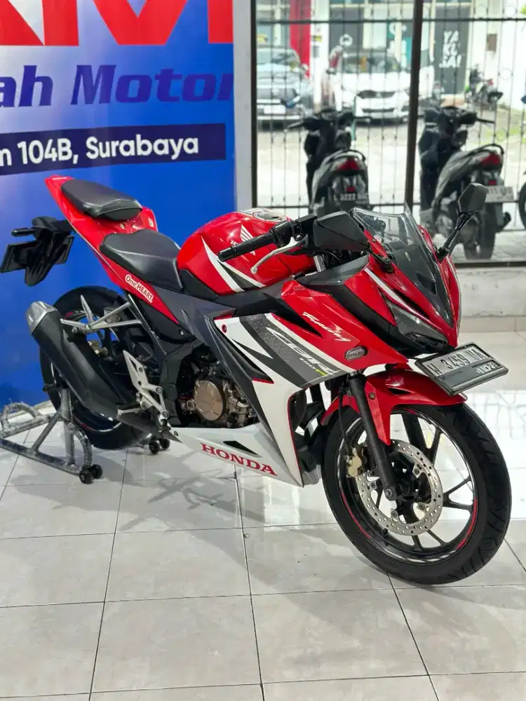 Honda CBR 150R LED TH 2017 Merah Putih