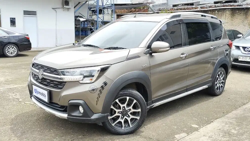 Pajak Panjang - Suzuki XL7 1.5 Beta Bensin-MT 2020