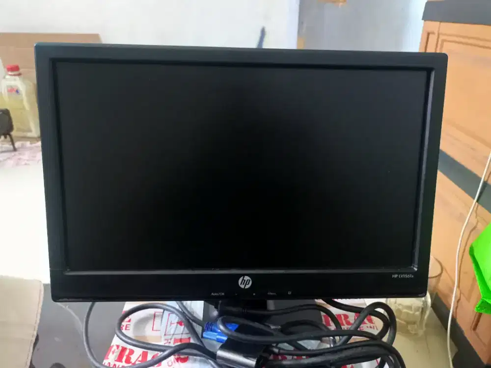 Monitor 16 inch no minus lengkap