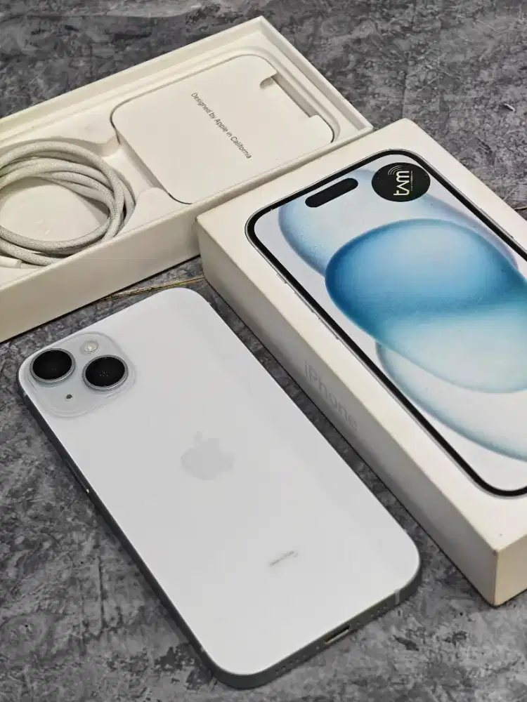 Iphone 15 128 ibox 2 bulan pakai