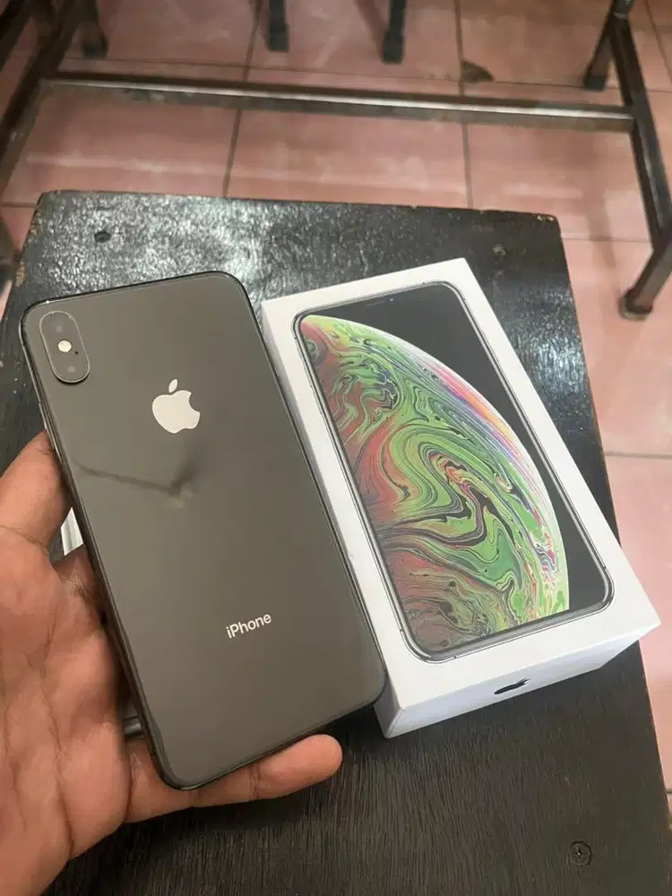 iphone XS max 64gb inter whitelist
