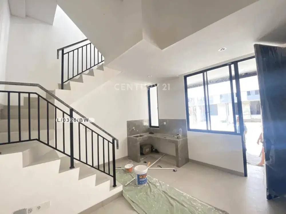 Rumah 2 Lantai Nyaman Strategis Di Pasadena Hills PIK 2 Tangerang