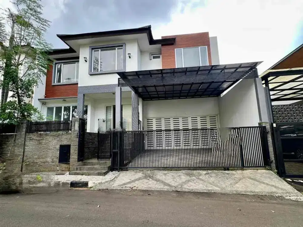 rumah mewah lokasi strategis dalam cluster di pesanggrahan jaksel