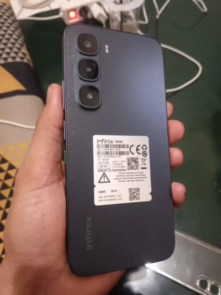Infinix HOT 60 PRO 8/256 baru sehari TT Barter masuk