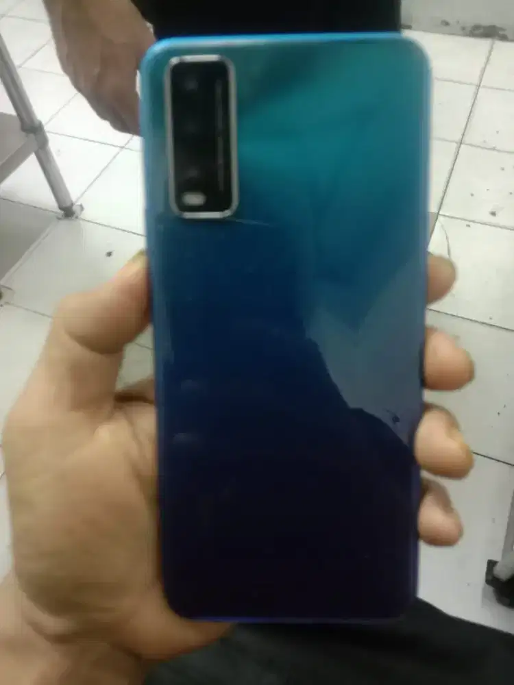 Jual V20 ram 4 no minus