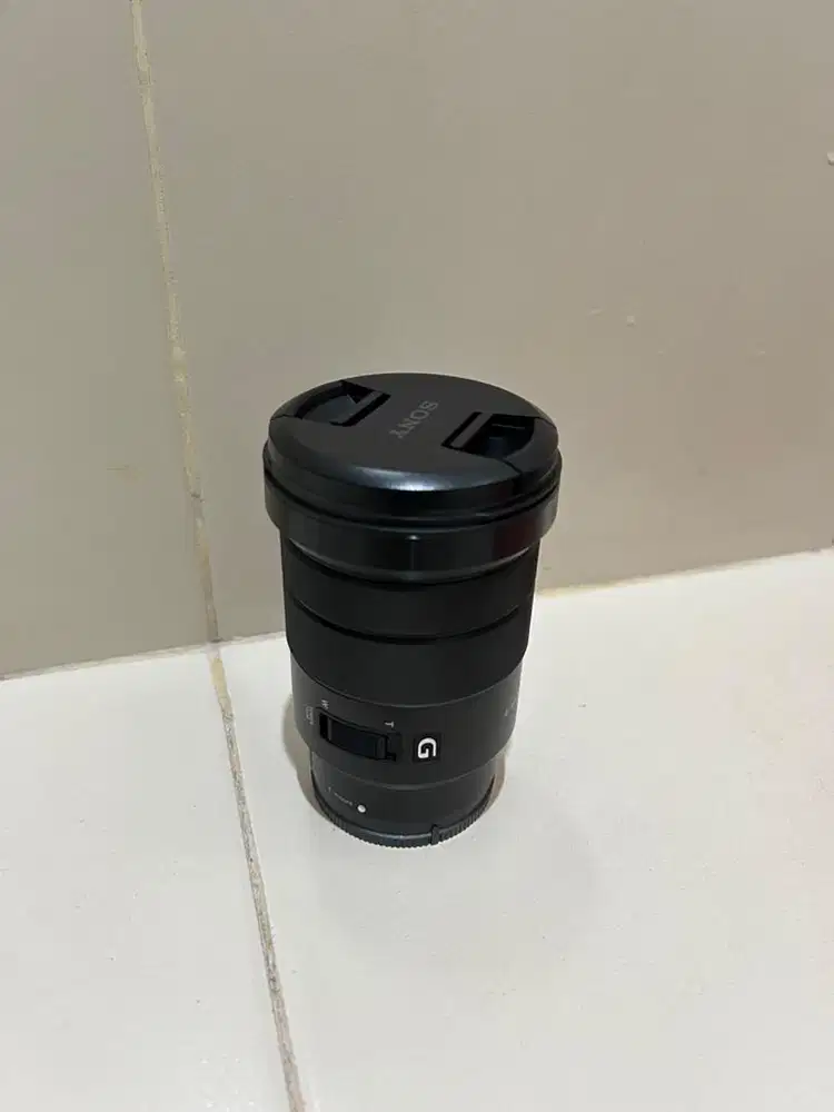 Lensa Sony SEL PZ 18-105mm F/4 G OSS