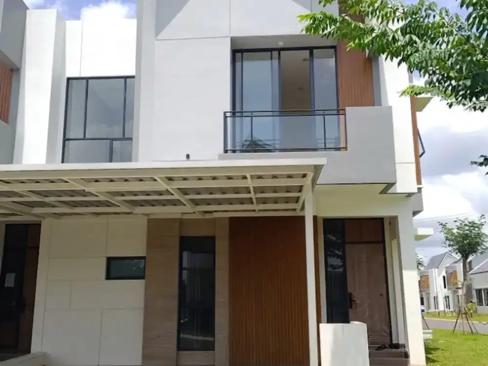 Disewakan Rumah 2 Lantai Cluster Agra Suvarna Sutera Posisi Hook