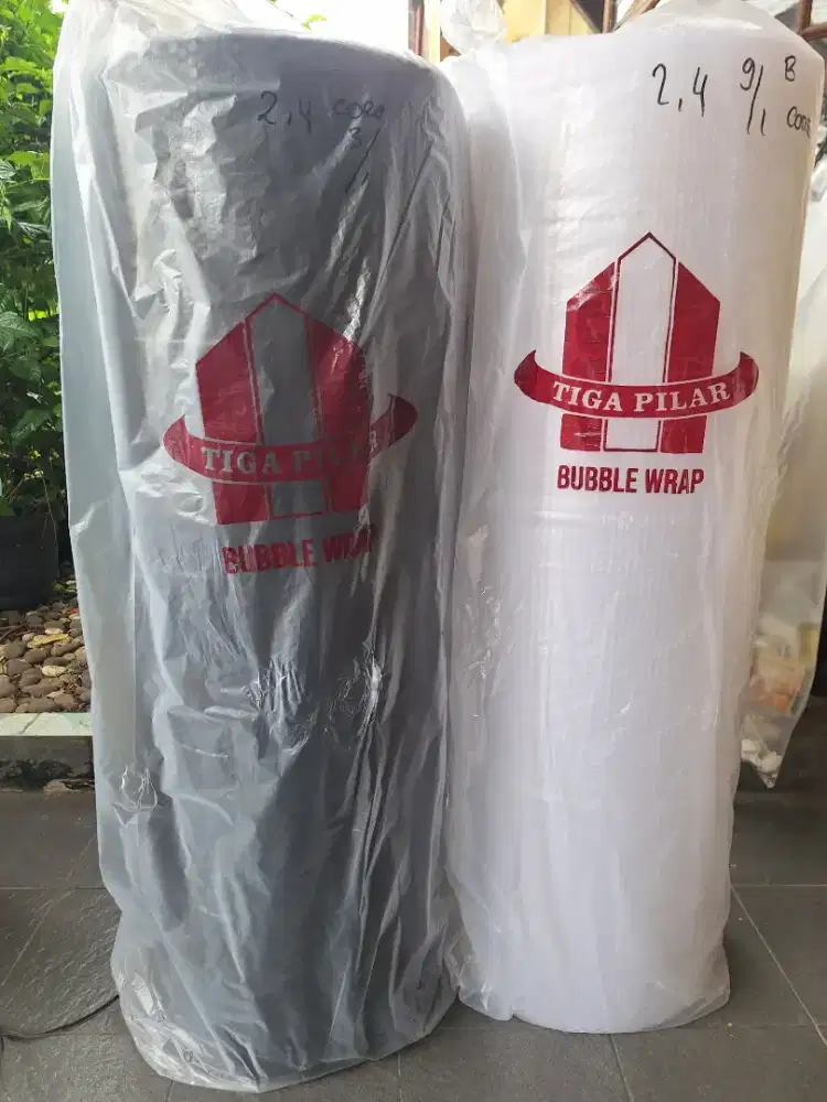 PROMO Bubble Wrap TIGA PILAR Hitam/ Putih 1 Roll 1,25x50 mtr, Bandung