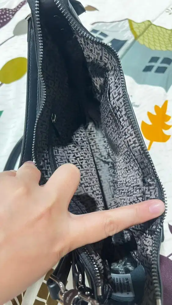 Tas Longchamp black 3D S CROSSBODY BAG kondisi 100% lengkap