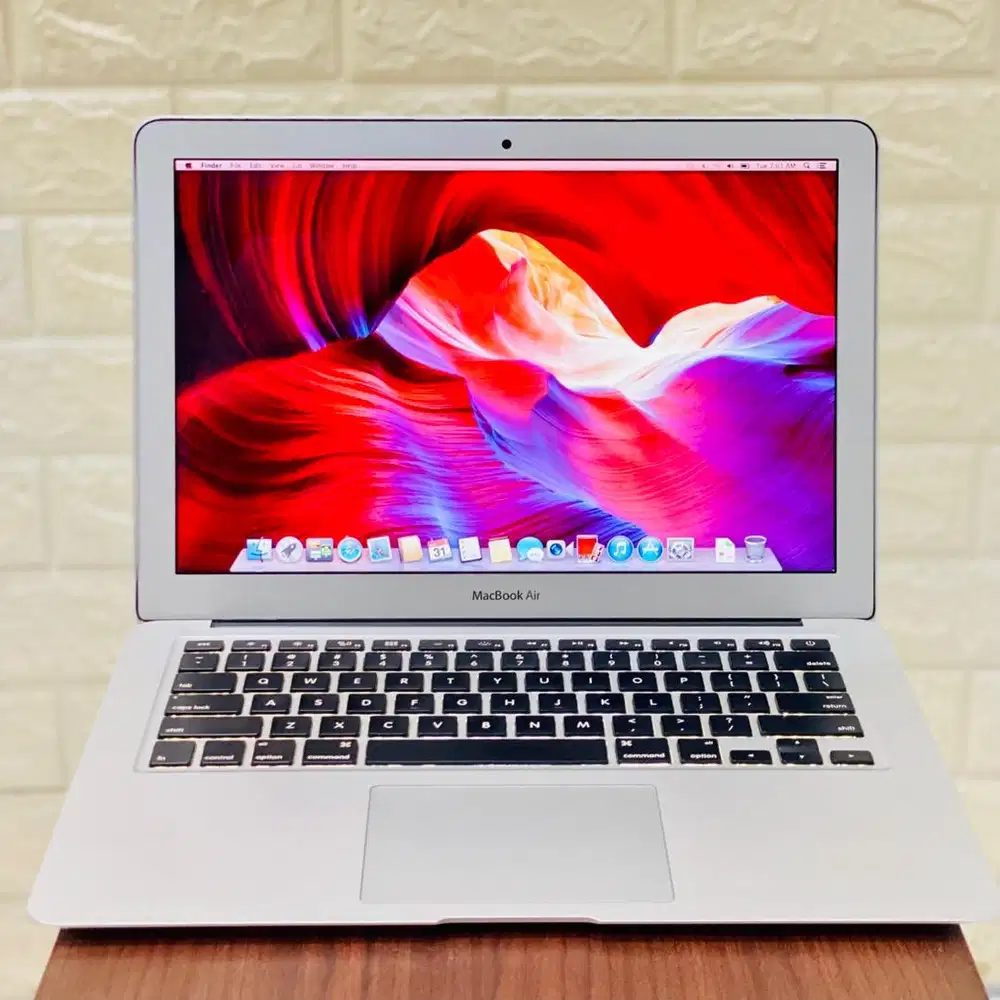 MACBOOK AIR IBOX INTEL CORE I5 KENCANG LAPTOP MEWAH SUPER TIPIS
