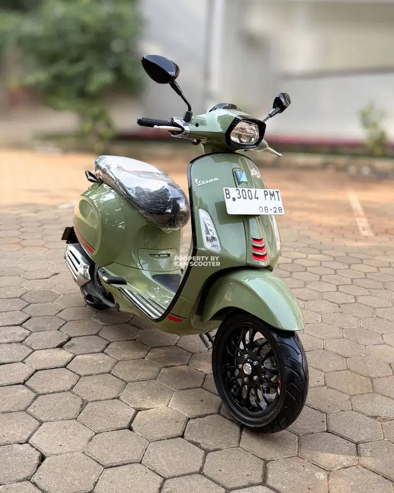 JUAL MURAH VESPA SPRINT 150 iGET ABS FACELIFT 2023 MULUS