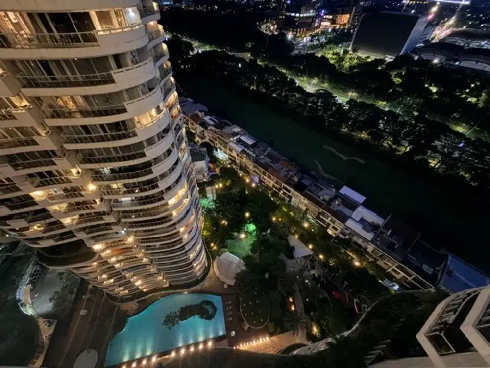 Apartemen royale springhill kemayoran 3 kamar 196 meter murah banget