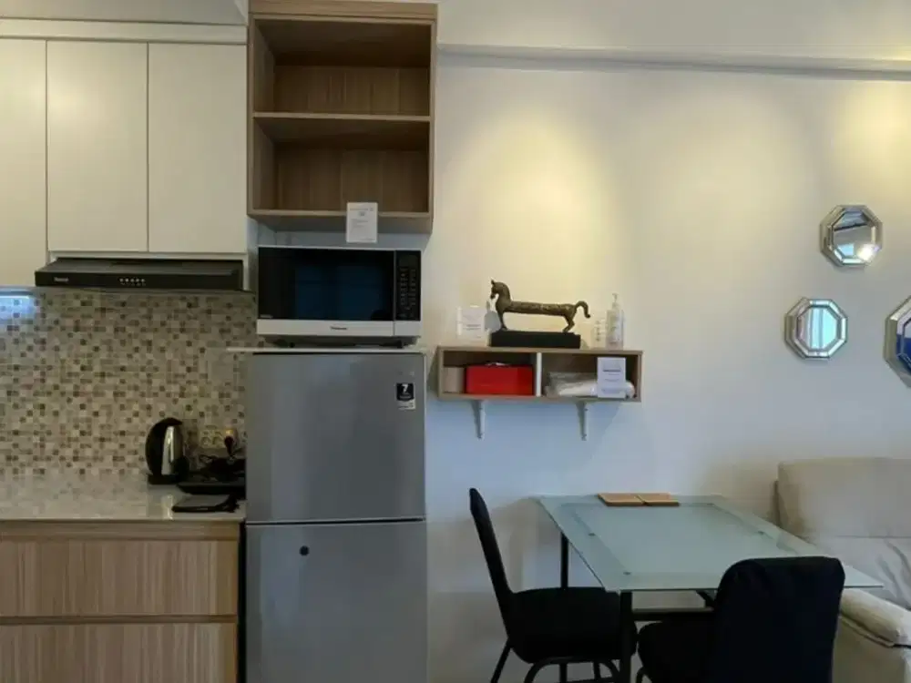 Disewakan apartemen tanglin 2 BR furnish cantik lantai 1 tembus PTC pakuwon mall