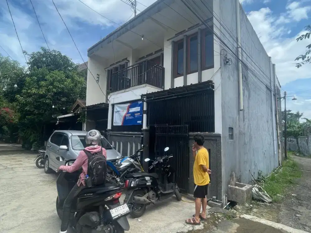 TURUN HARGA Rumah Lelang 2 lantai murah di Jalan Anyelir, Nata Endah