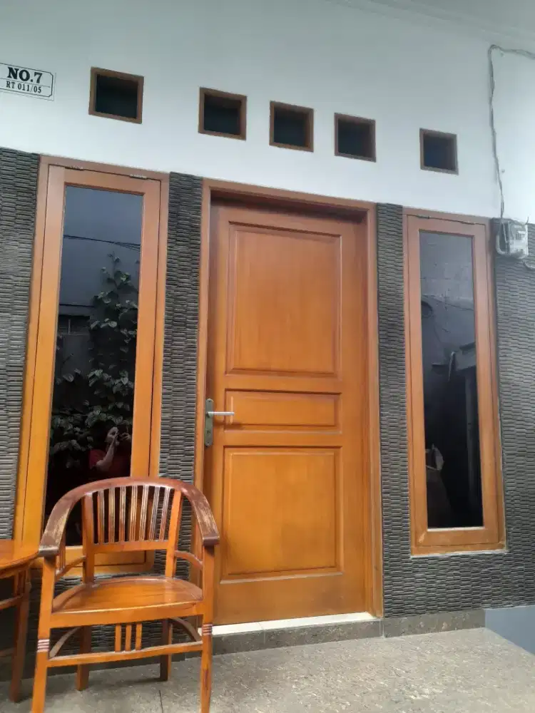 Sewa Rumah Kontrakan Tahunan di Jakarta Barat - Bebas Banjir