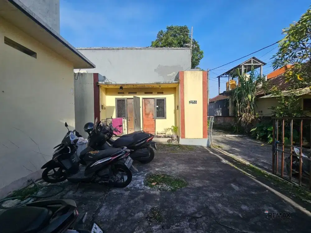 Over Kontrak Rumah Kost 1 Lantai, di Sanglah, Denpasar Barat Area