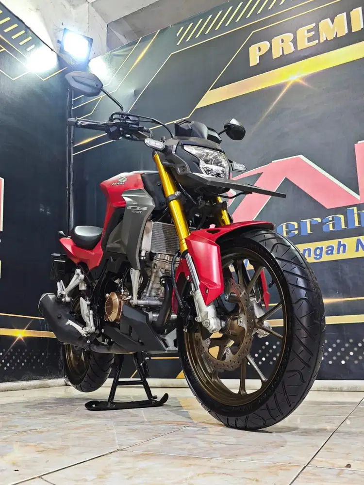 Gas riding Honda New CB150R SE STREETFIRE TH 2023 odo 4rb