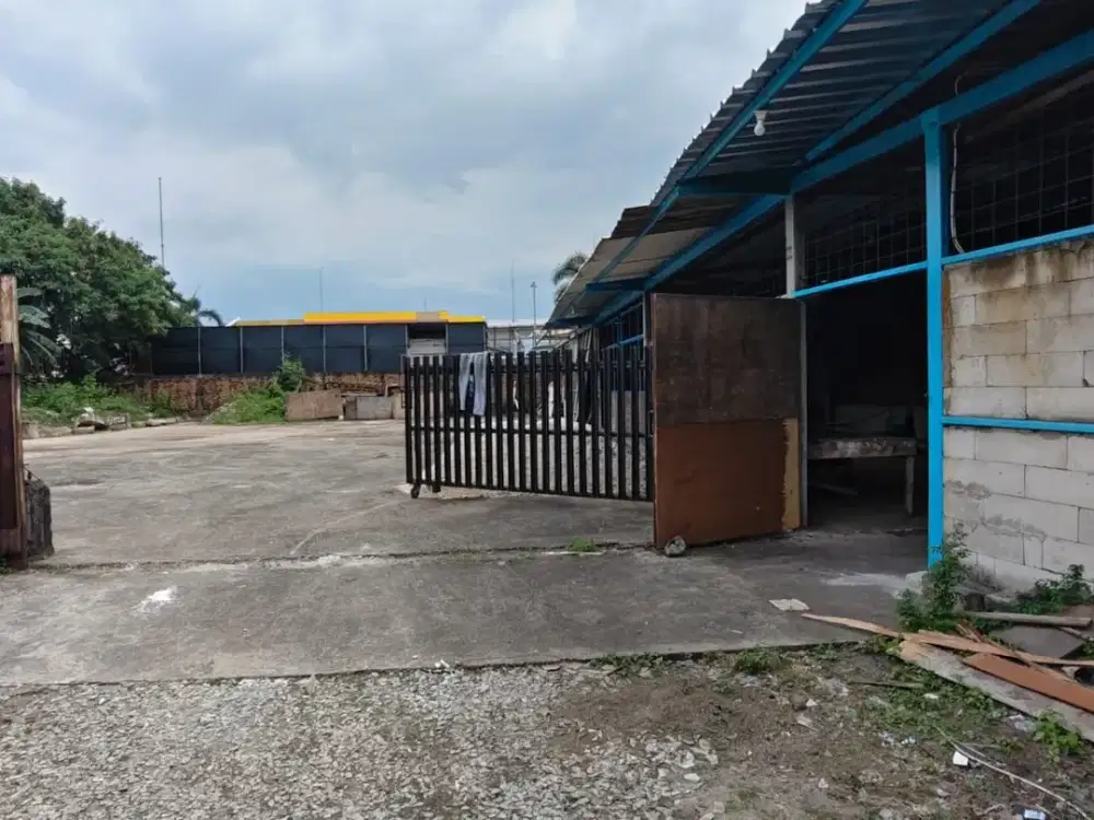 DISEWAKAN GUDANG STRATEGIS – JL RAYA BEKASI (013)