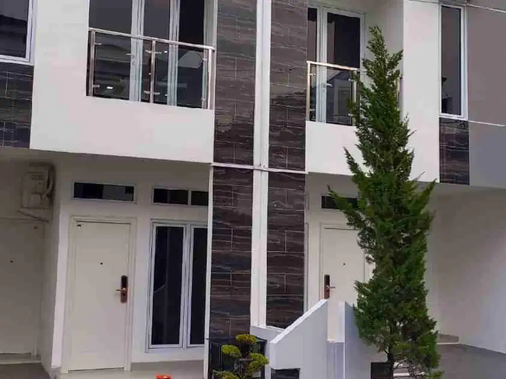 Rumah Minimalis Baru 2 lantai di Pisangan Baru deket Bypass A Yani