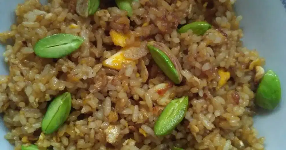 Dicari cepat helper cook untuk stand pinggir jalan di Bekasi