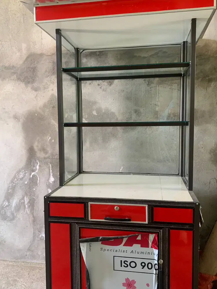 Rak Jualan Ukuran 80 cm Merah