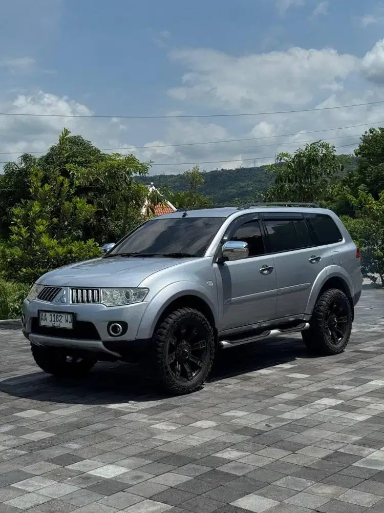 (DP 55JUTA) PAJERO EXCEED 2010 4X4 AT MATIC DIESEL