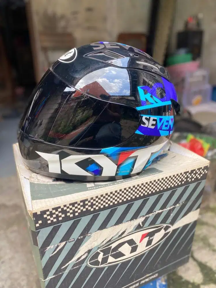 Helm KYT RC7 + DUS