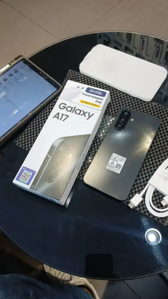 Samsung A17 lte 8/256