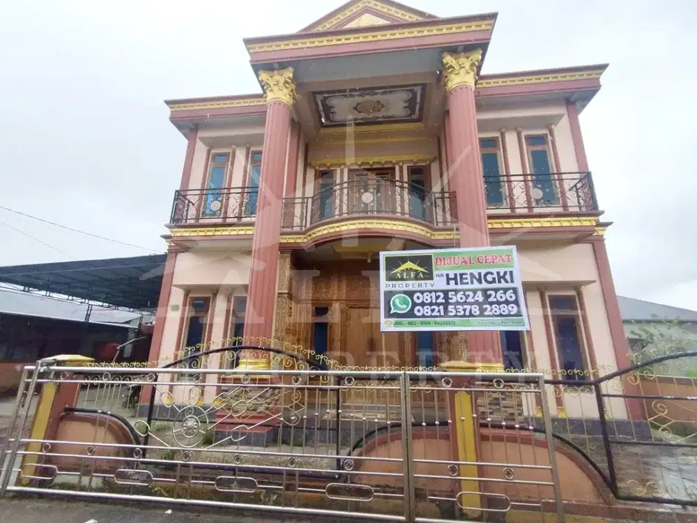 Dijual Rumah Mewah Carport Luas Siap Huni