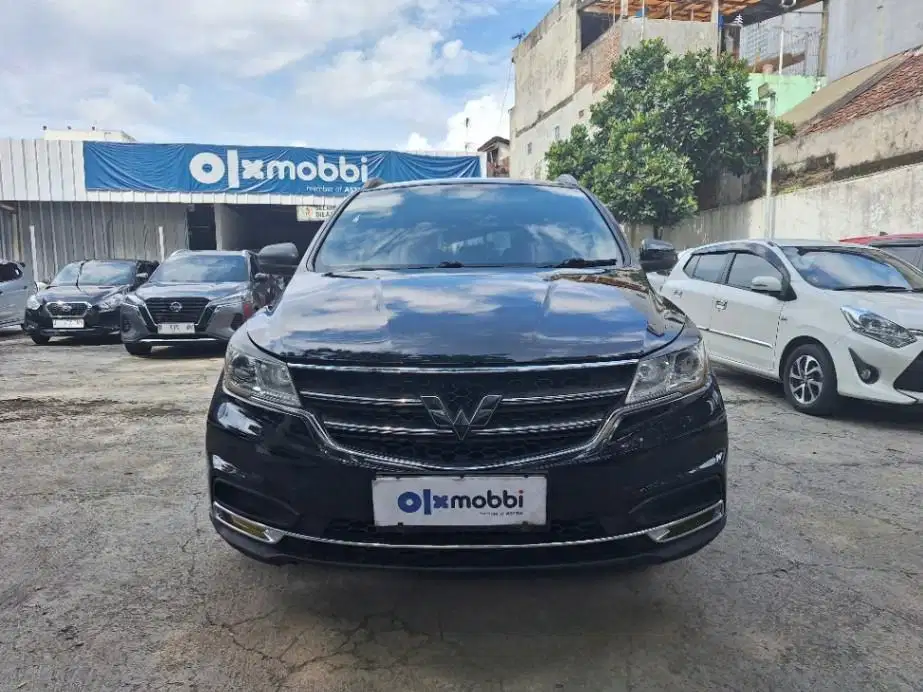 LOW DP Wuling Cortez 1.5 S Bensin-MT 2018 AHI