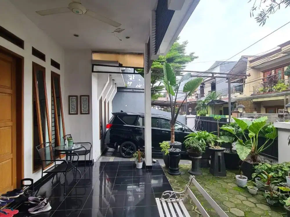 DIJUAL RumahTaman Radio Dalam - Cocok untuk Kost Exclusive, Hunian atau Office