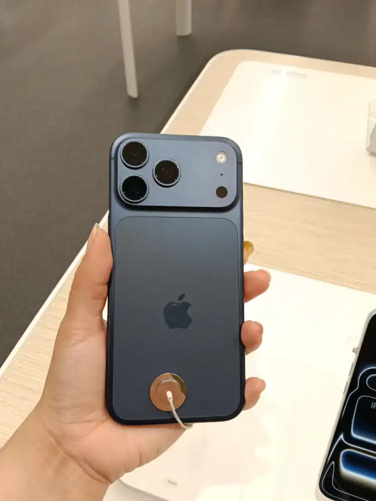 Iphone 17pm 256gb deepblue, cicilan hanya dengan KTP