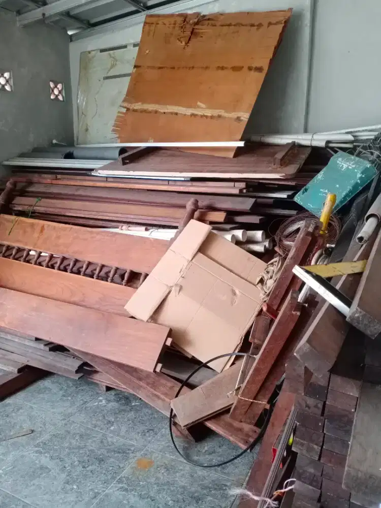 DIJUAL KAYU ULIN BORONGAN