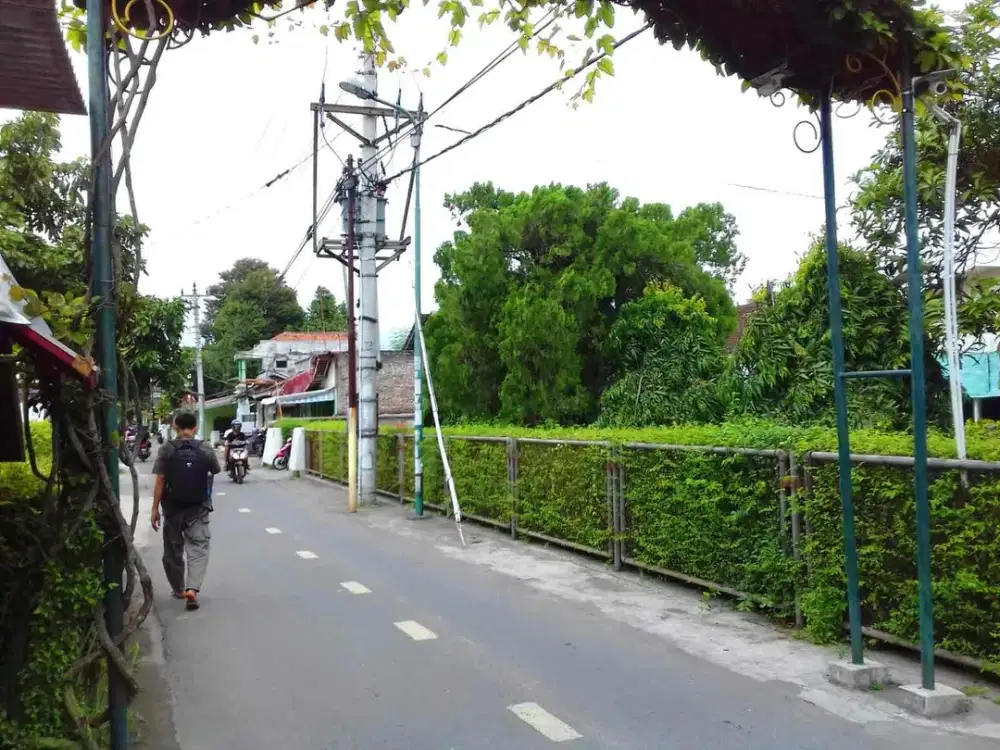 Tanah termurah Bonus Rumah cantik lokasi Premium tengah kota strategis area Taman Siswa Yogyakarta