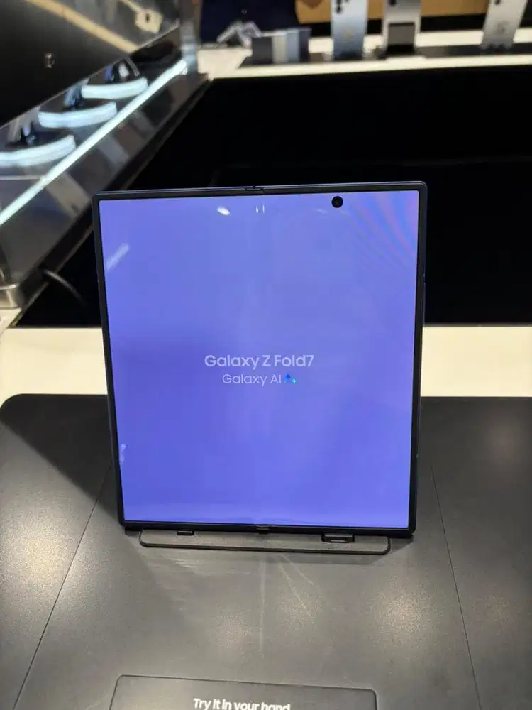 Samsung Z Fold7 256gb