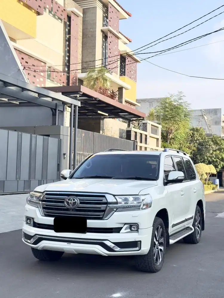 Cash Land Cruiser VX200 Facelift 2015