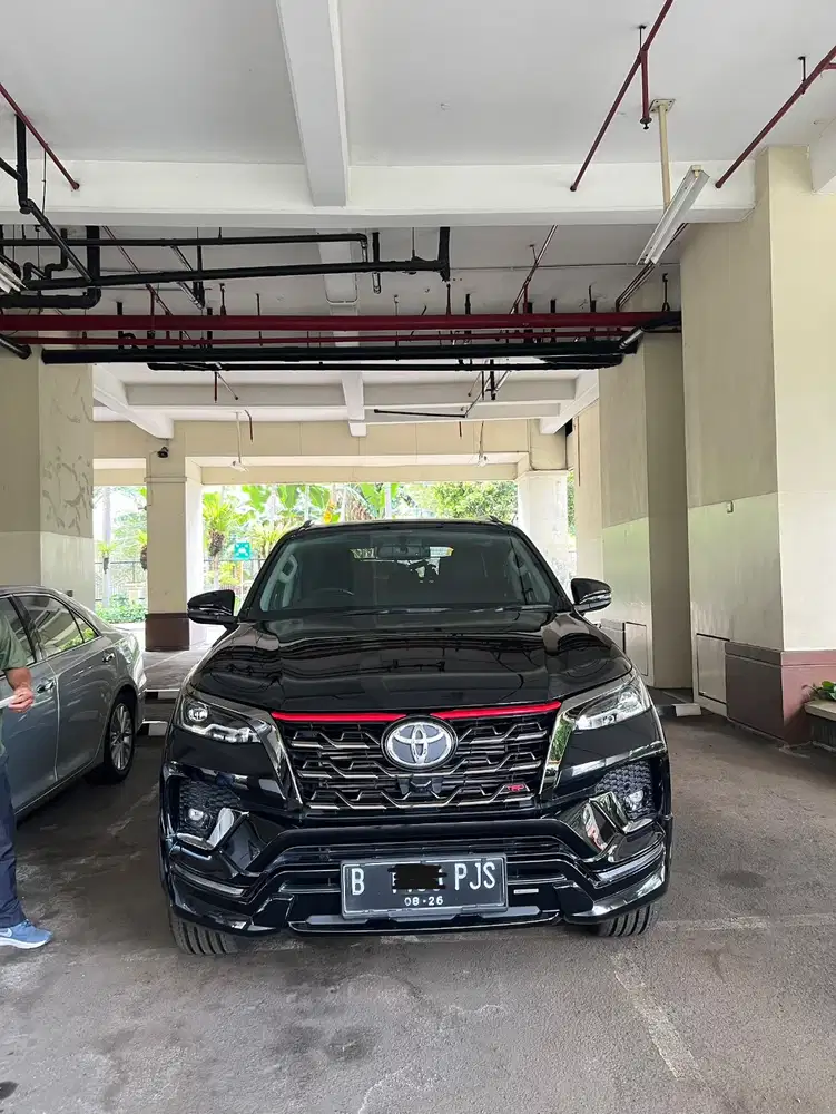 TOYOTA FORTUNER VRZ 4x2 AT