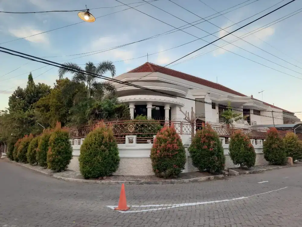 Dijual Rumah Mewah Hook siap huni Villa Kalijudan Surabaya Timur