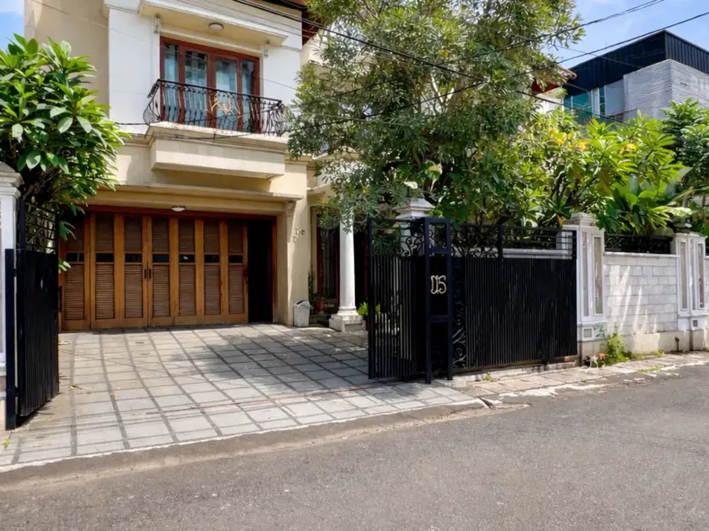 Rumah Mewah Slipi Jakarta Barat , Dalam Komplek Harga Bawah Njop , Harga 22M Nego