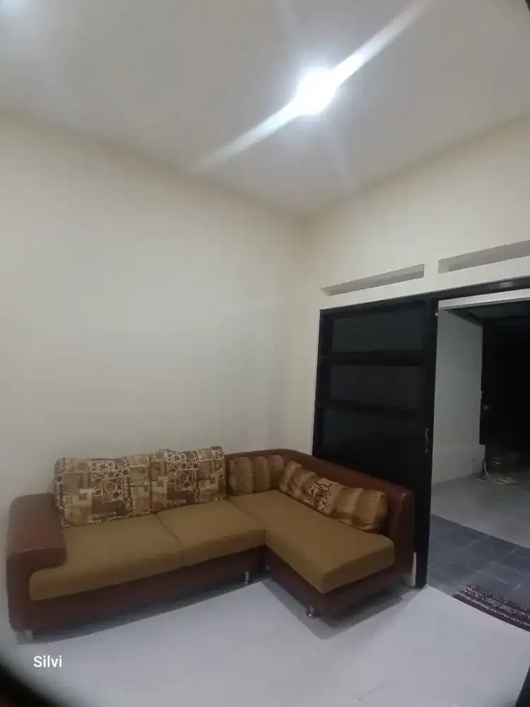 Disewakan rumah include barang di CitraLand Manado