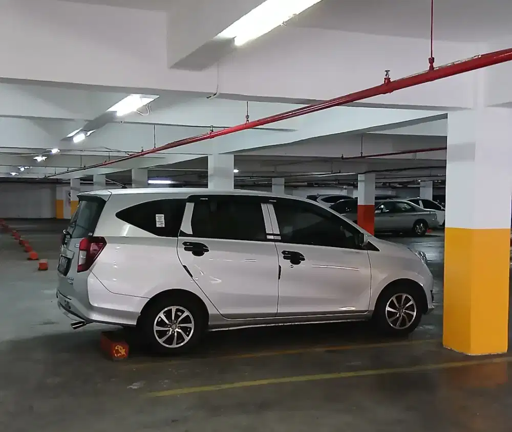 Sigra X 1.2 Matic low km