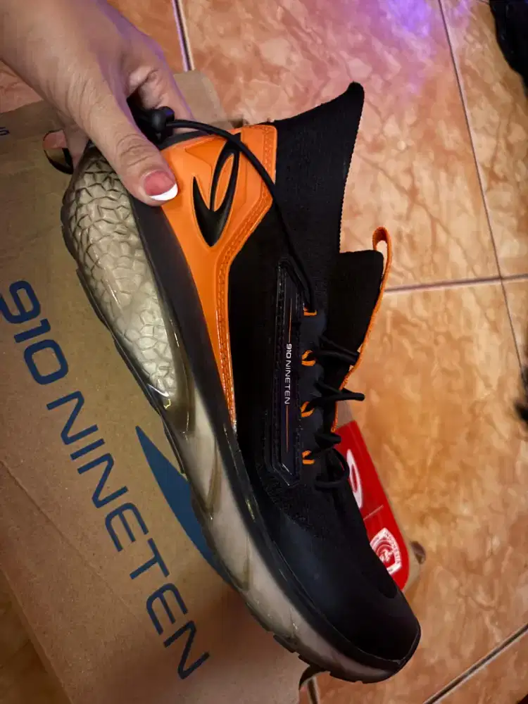 Sepatu nineten yuka ace