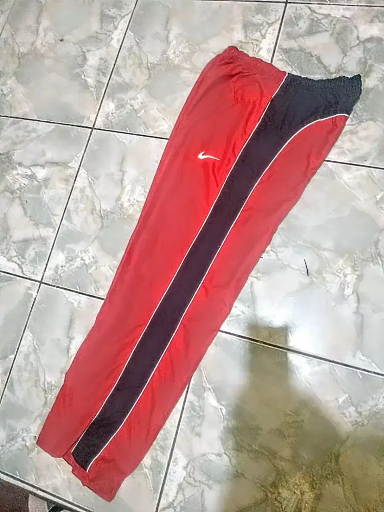 Celana panjang bahan daun talas