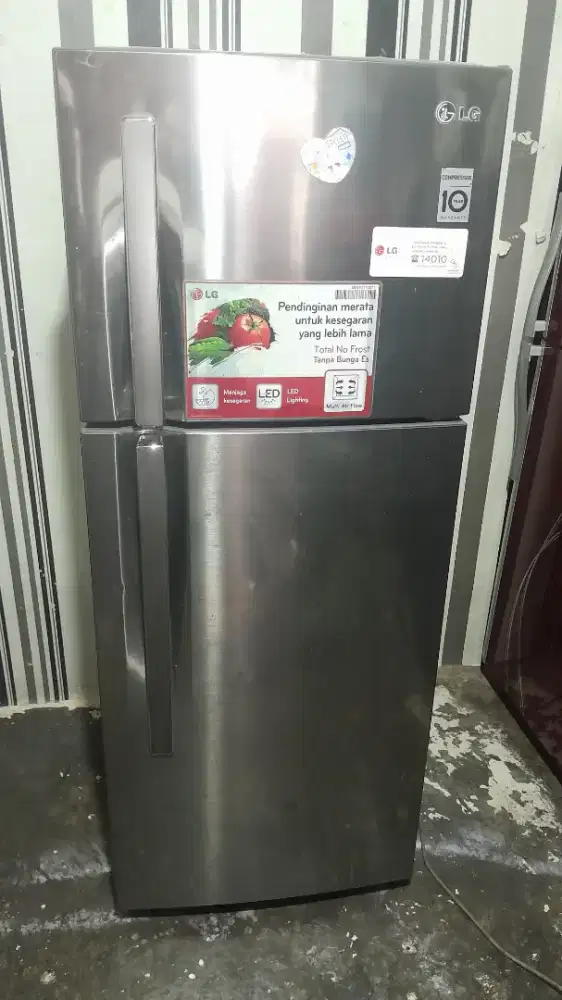 Kulkas LG 2 pintu