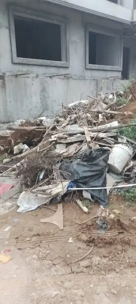 Land clearing paving bongkar bangunan gedung