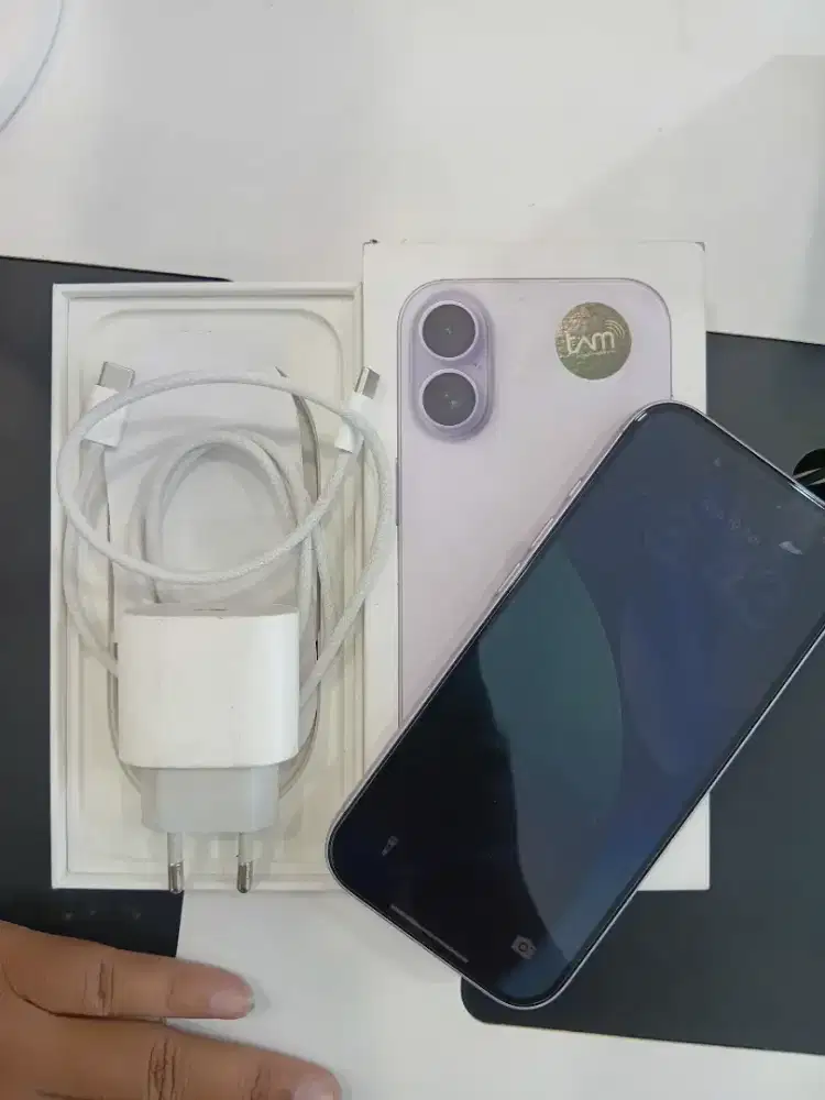 Iphone 17 256gb lavender ibox